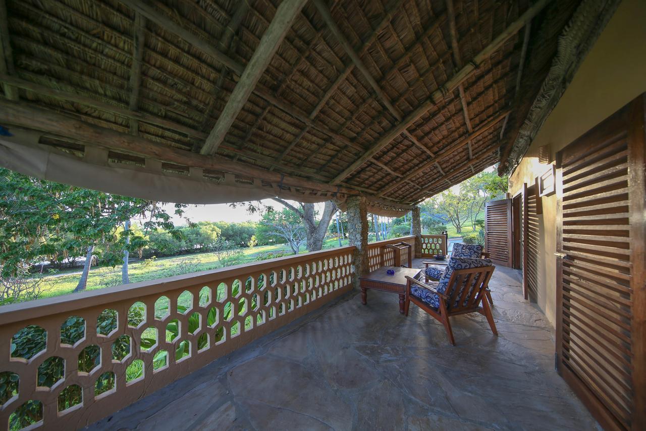 Kinasi Lodge Utende Exterior foto